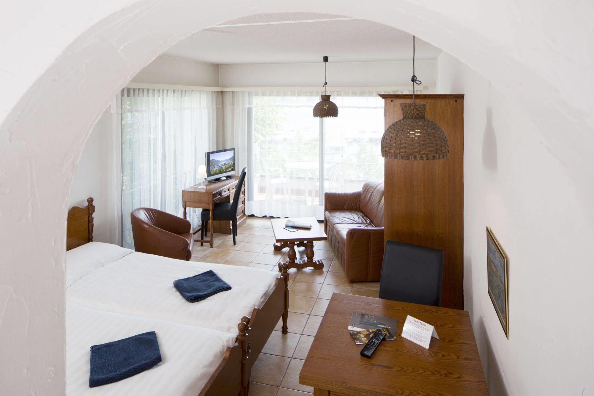 Aparthotel Al Lago Locarno Buitenkant foto