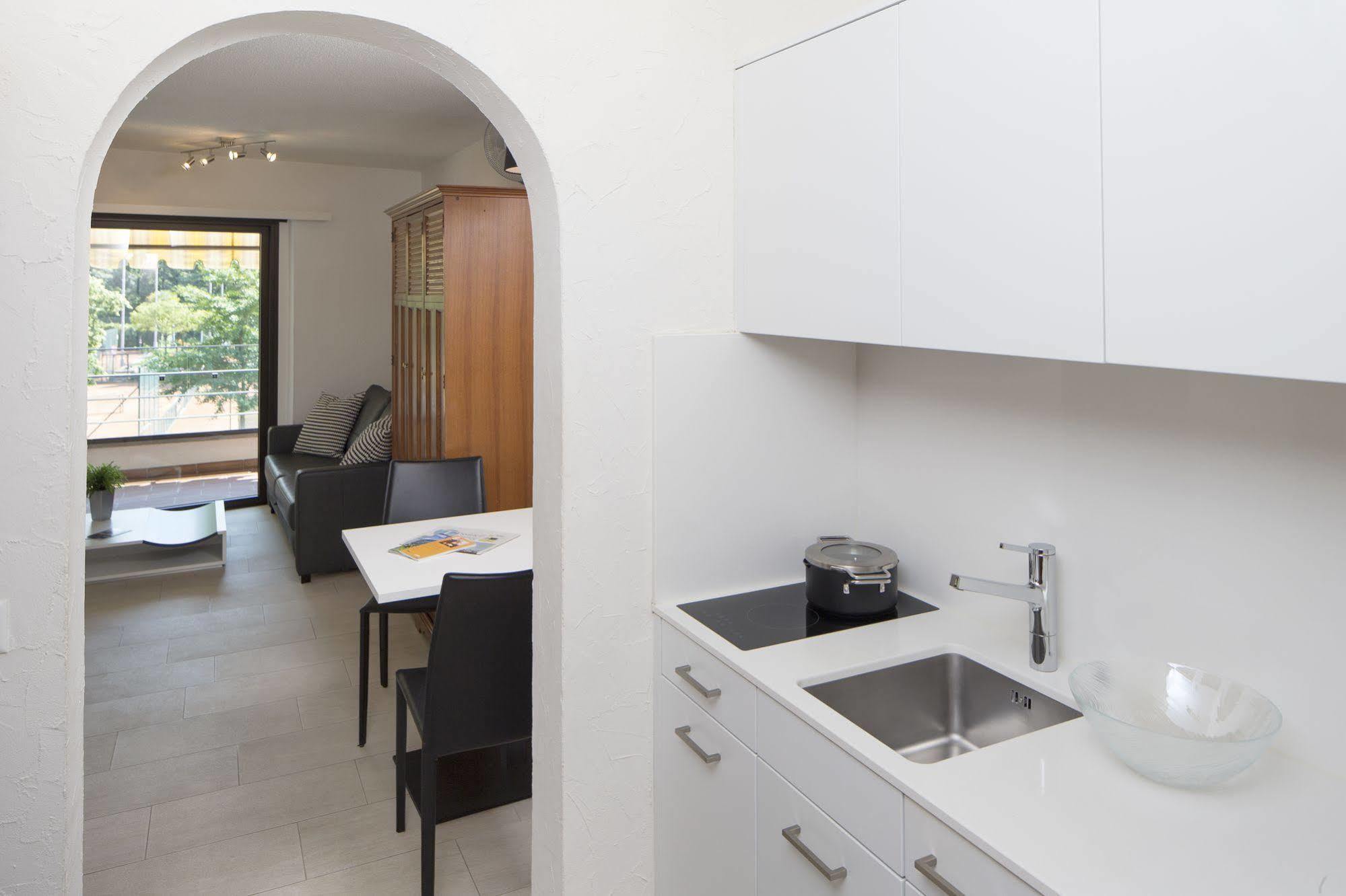 Aparthotel Al Lago Locarno Buitenkant foto