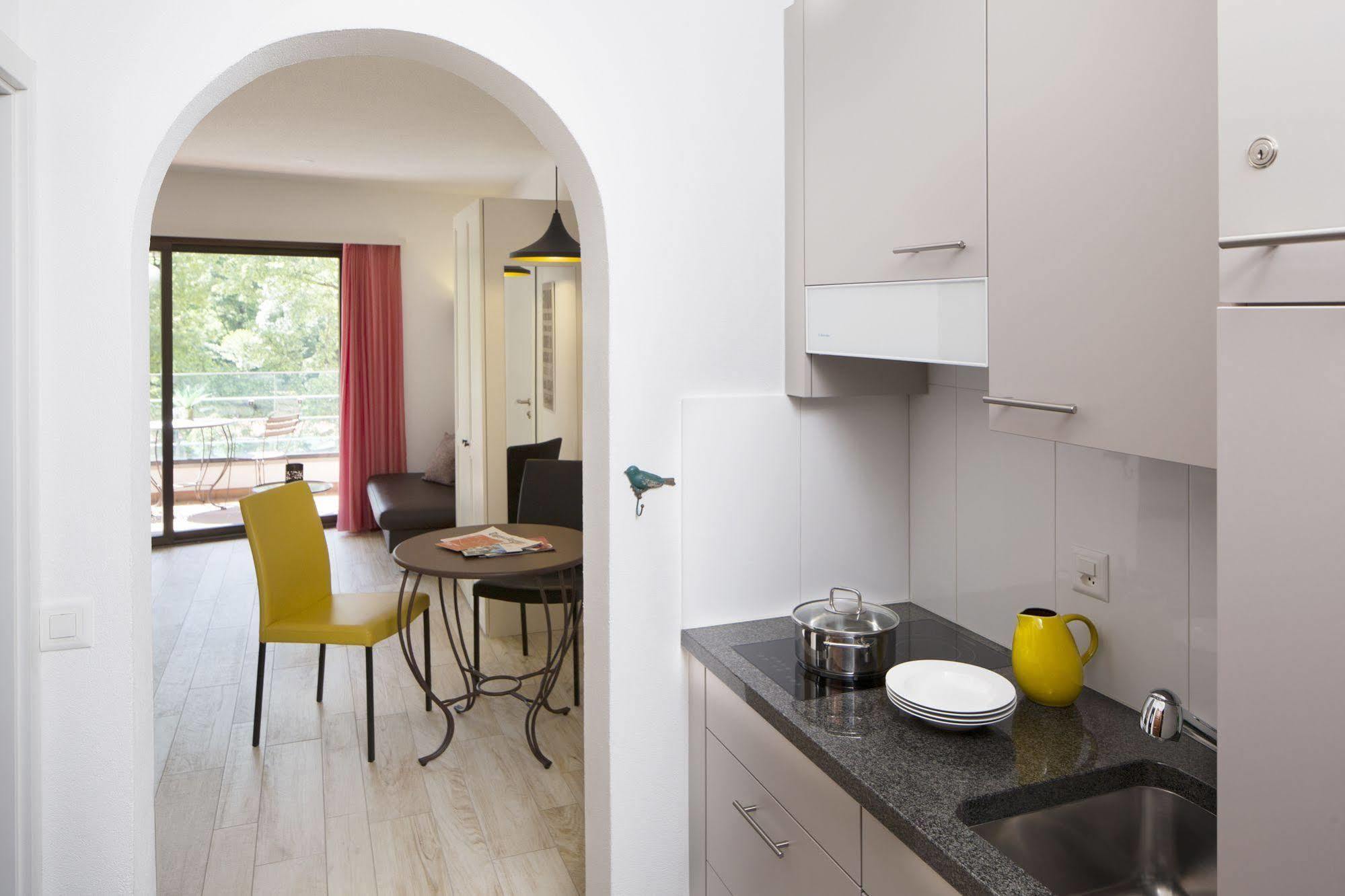 Aparthotel Al Lago Locarno Buitenkant foto